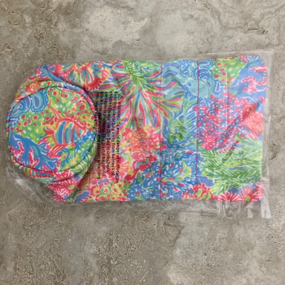 Lilly Pulitzer Wine Tote Featured in Lover's Coral NEW Vibrant Beachy Preppy - Picture 5 of 9
